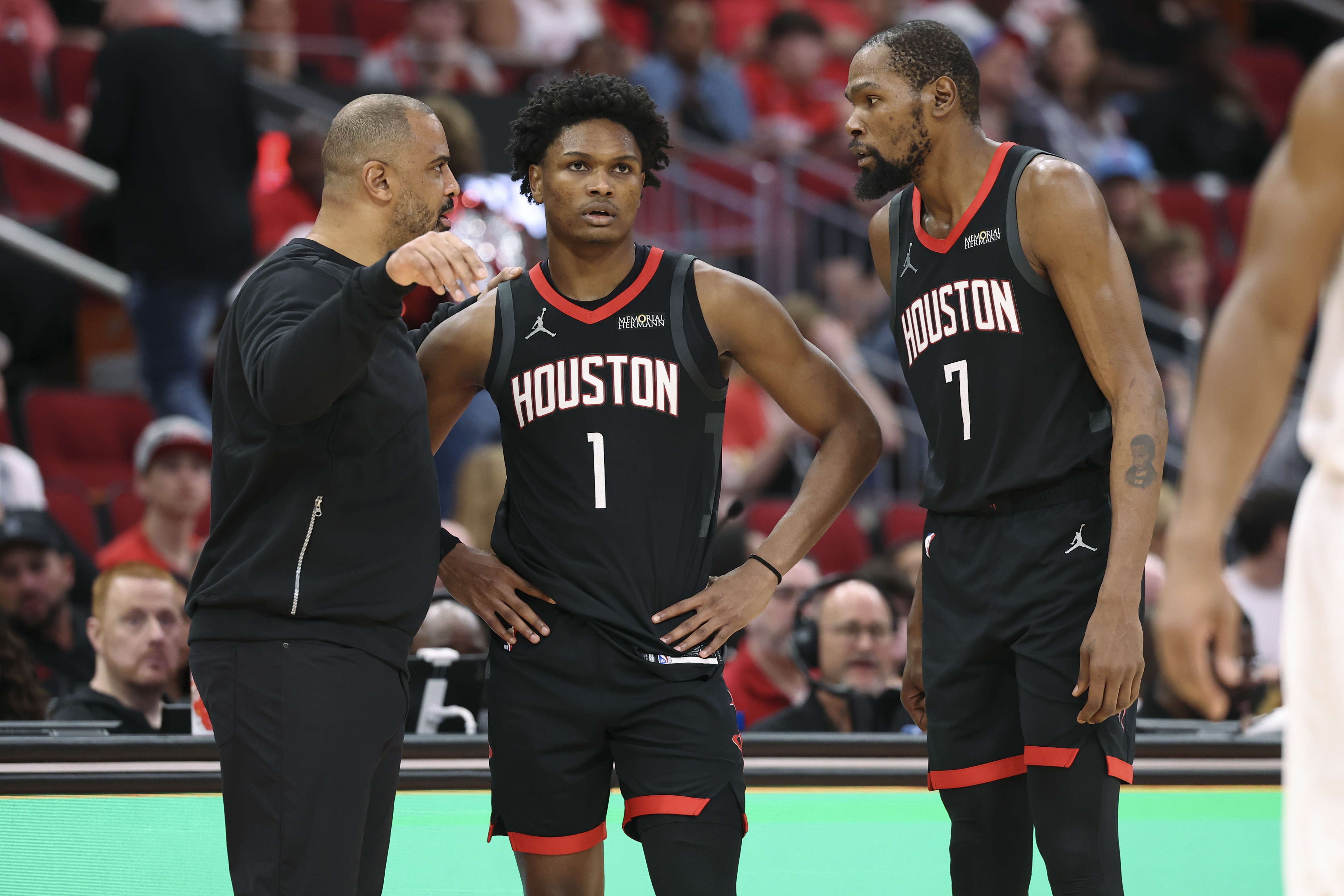 NBA彩经：火箭大胜奇才 雄鹿不敌绿军 爵士难挡掘金 快船拿下勇士