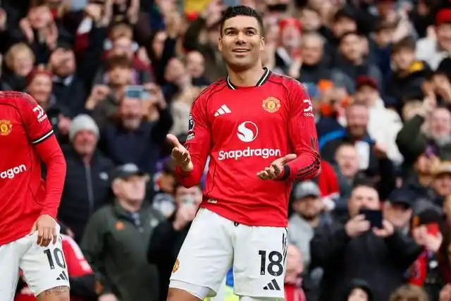 世界杯门票-曼联3-1维拉，B费2助攻，胖虎进球，欧冠稳了